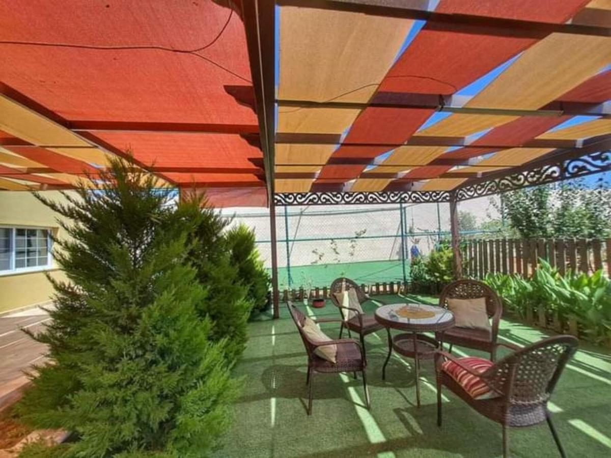 Villa Zee Madaba Bagian luar foto